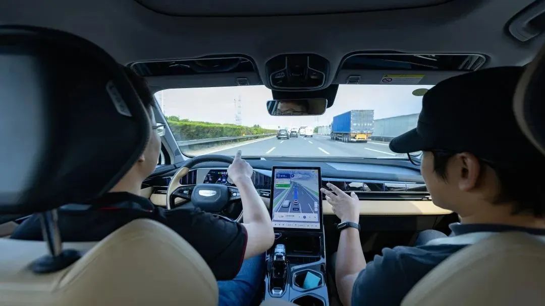福瑞泰克亮相上汽大眾合作伙伴技術(shù)日 ，展示全棧智能駕駛解決方案